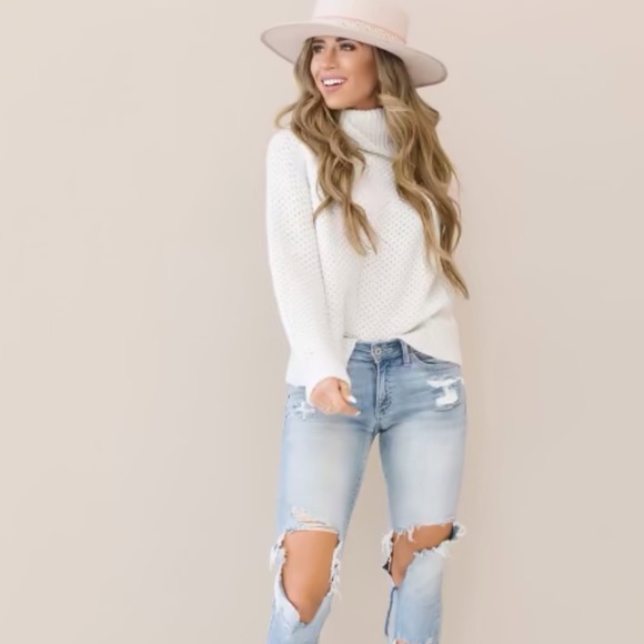 Cream Melange Turtleneck Waffle Sweater - Picture 2 of 7